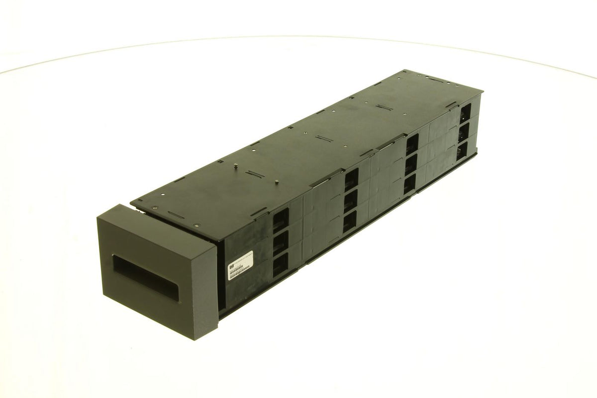 Hewlett Packard Enterprise StorageWorks MSL2024 Right